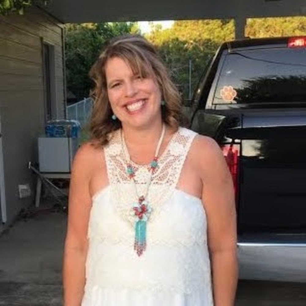 Meet your Posher, Brandi